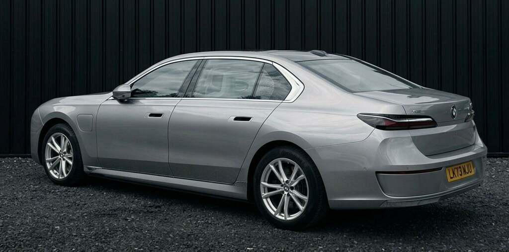 BMW 7 Series 750E Xdrive Excellence Silver #5