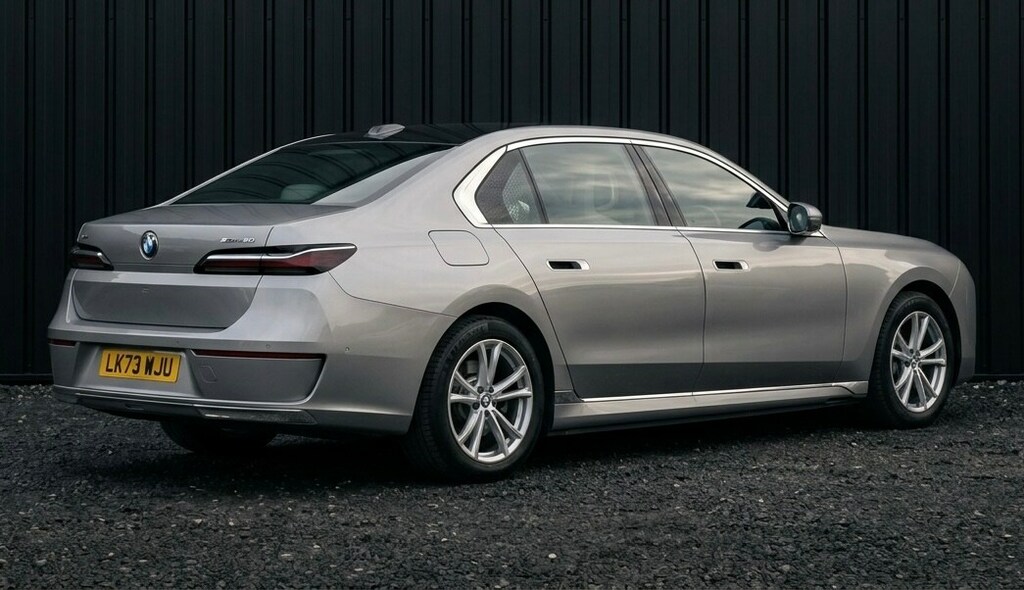 BMW 7 Series 750E Xdrive Excellence Silver #6