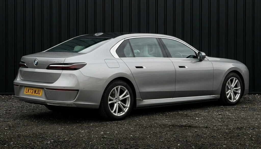 BMW 7 Series 750E Xdrive Excellence Silver #4