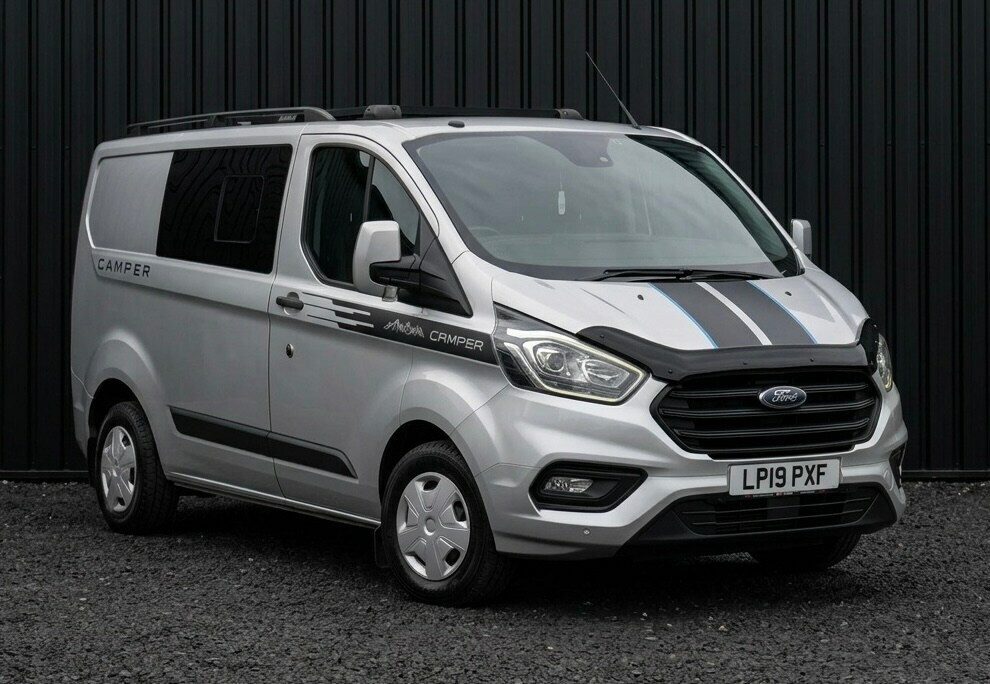 Ford Transit Custom 2.0 Ecoblue 130Ps Low Roof Trend Van LP19PXF Silver