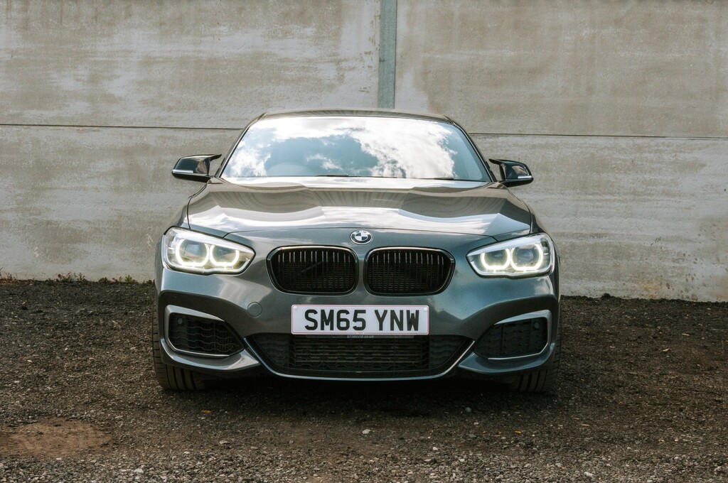 BMW 1 Series Hatchback 3.0 M135i 3-Door Sports 2015 SM65YNW Grey #2