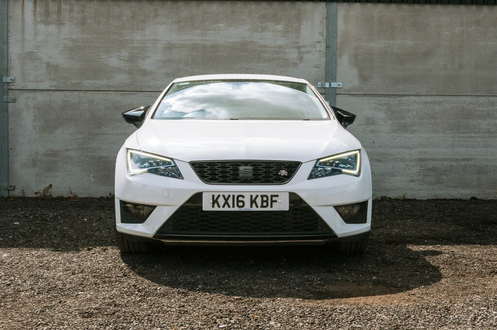 Seat Leon Hatchback 1.4 Ecotsi Fr Titanium 2016 White #2