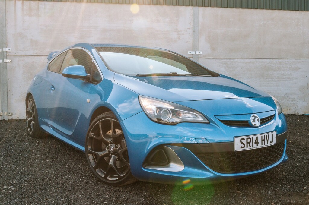 Vauxhall Astra GTC 2.0 T Vxr Blue