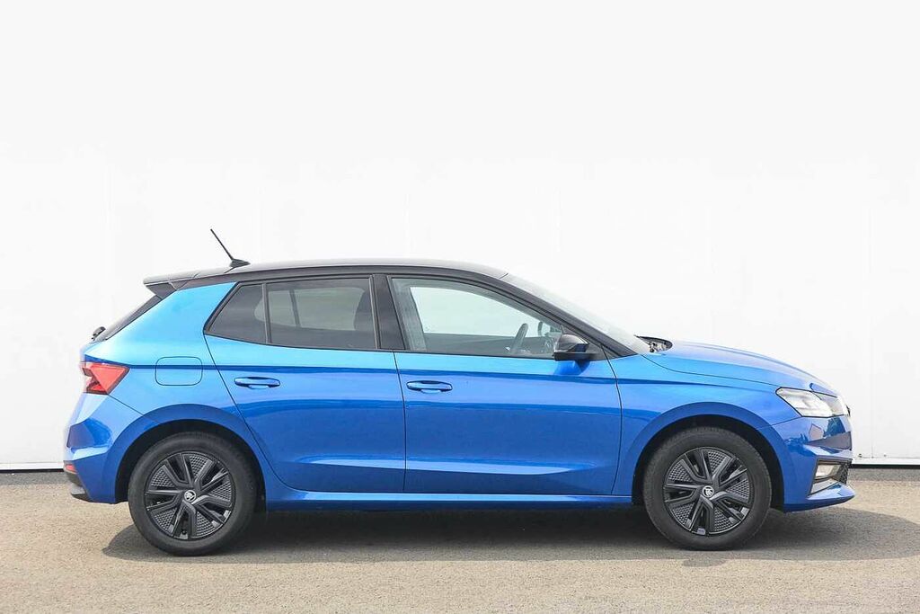 Skoda Fabia 1.0 Tsi 116 Design Edition Blue #4