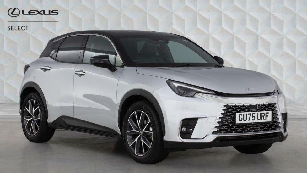 Lexus LBX 1.5 Takumi E-cvt Black