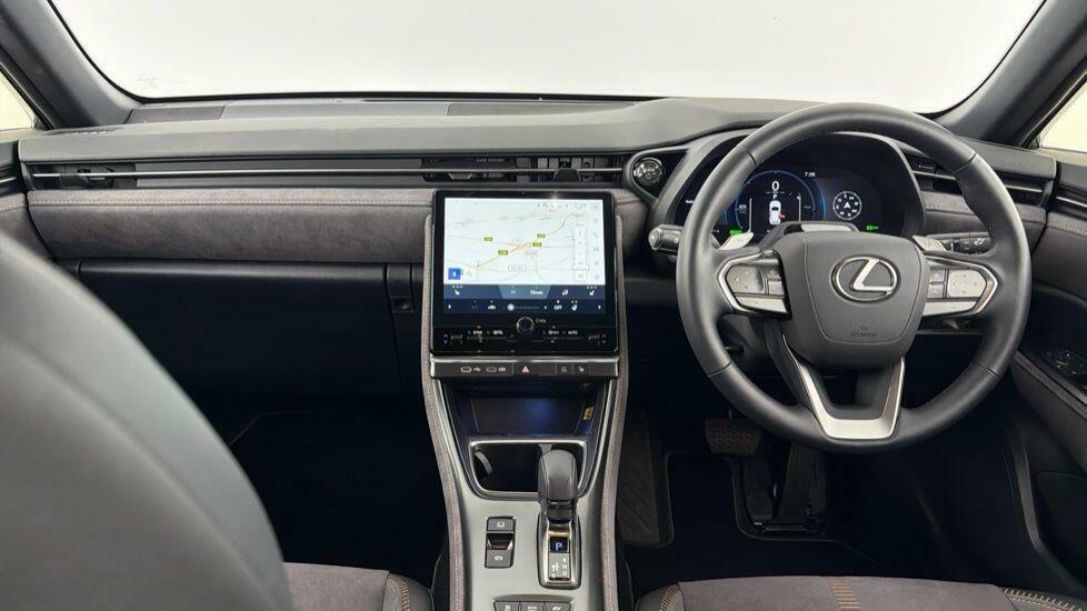 Lexus LBX 1.5 Takumi E-cvt Black #5