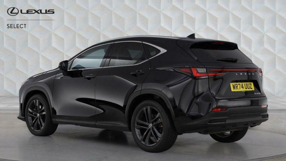 Lexus NX 450H 2.5 E-cvt Premium Pack Black #2