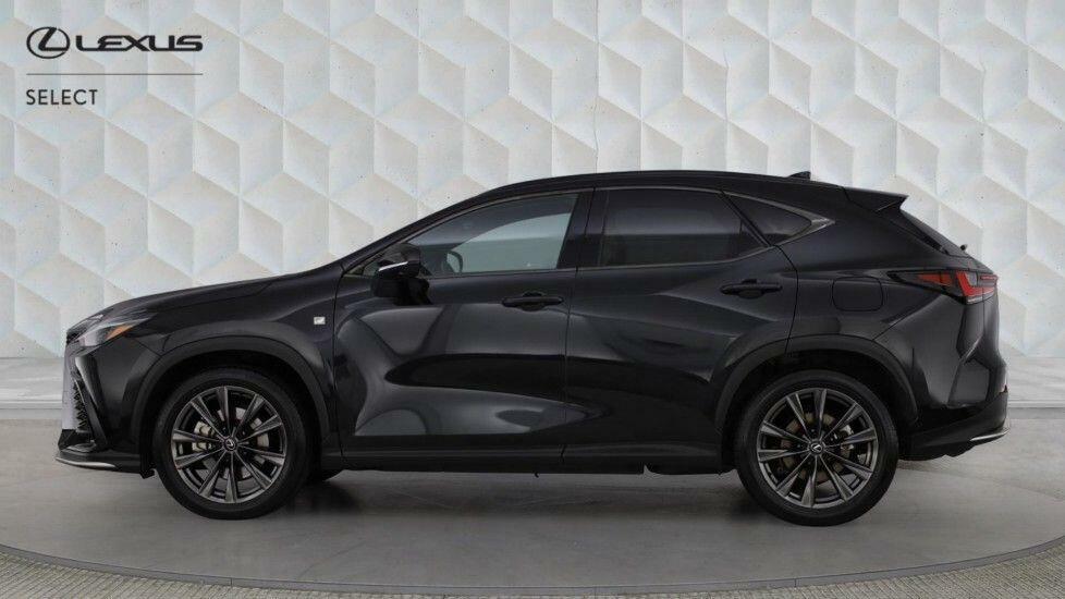 Lexus NX 450H 2.5 F-sport E-cvt Black #4