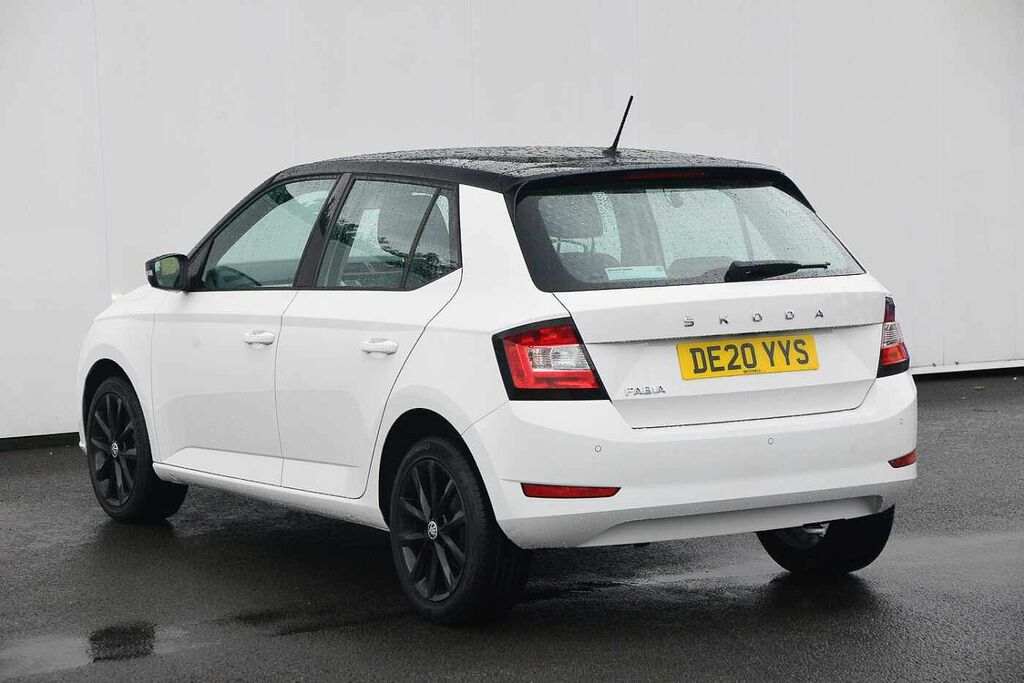 Skoda Fabia 1.0 Tsi Colour Edition White #3