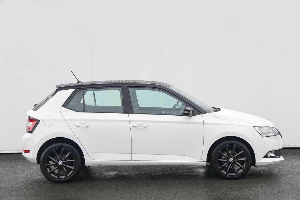 Skoda Fabia 1.0 Tsi Colour Edition White #4