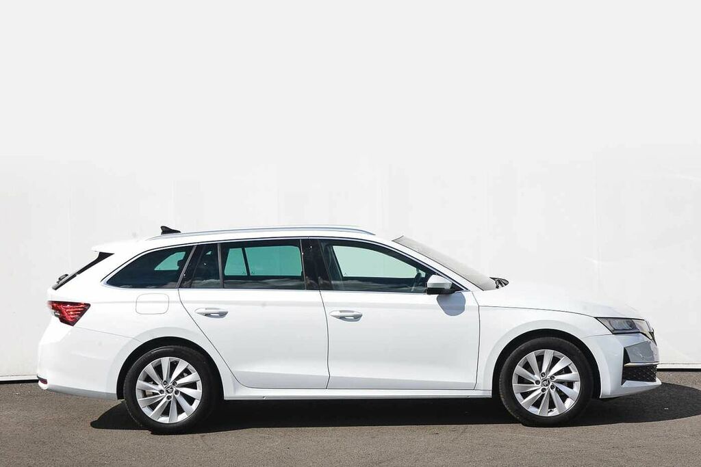 Skoda Octavia 1.5 Tsi 150 E-tec Se L Dsg EJ75FZR White #4