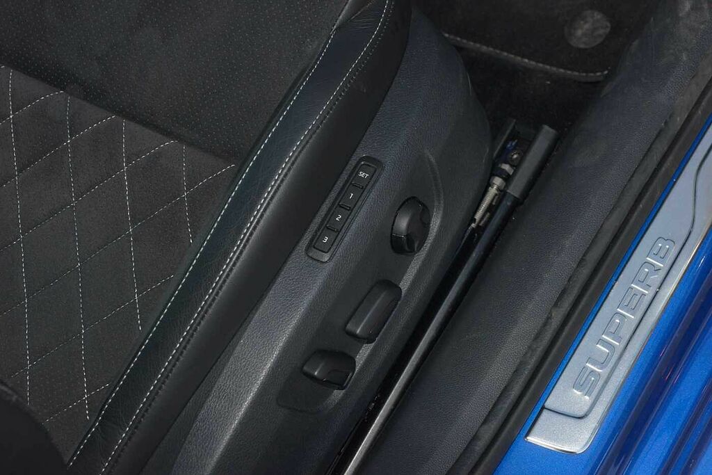 Skoda Superb Skoda Superb Sport Line Plus 1.5 Tsi Sport Line Pl #13