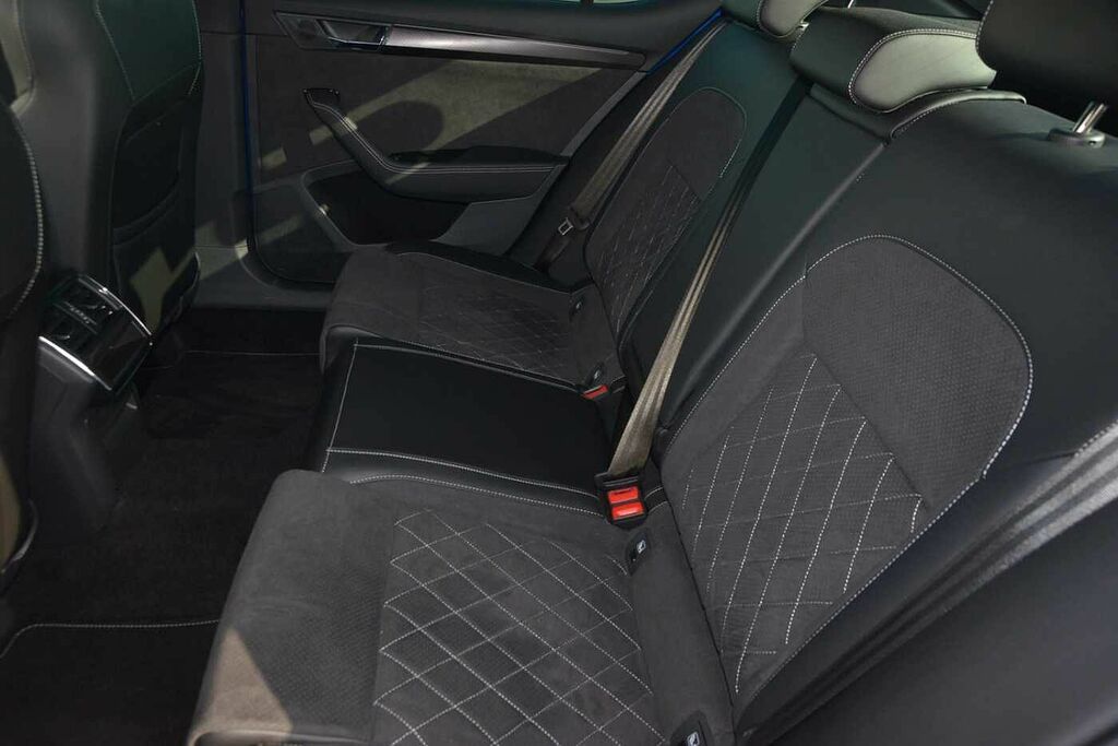 Skoda Superb Skoda Superb Sport Line Plus 1.5 Tsi Sport Line Pl #10