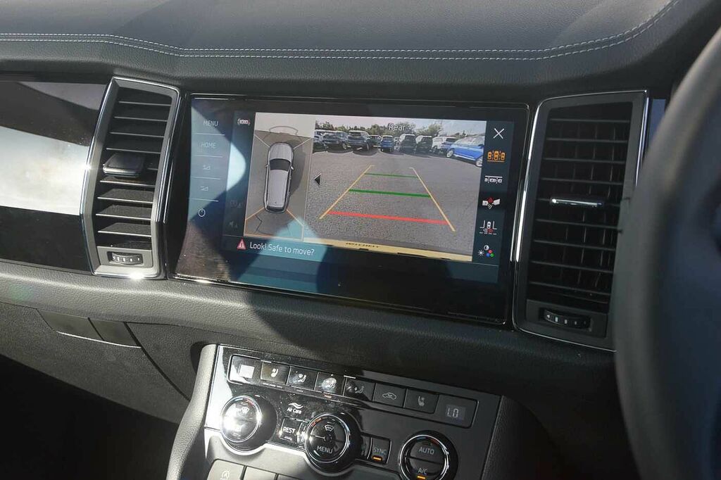 Skoda Kodiaq Kodiaq 1.5 Tsi Iv 204 Se L Dsg Silver #17
