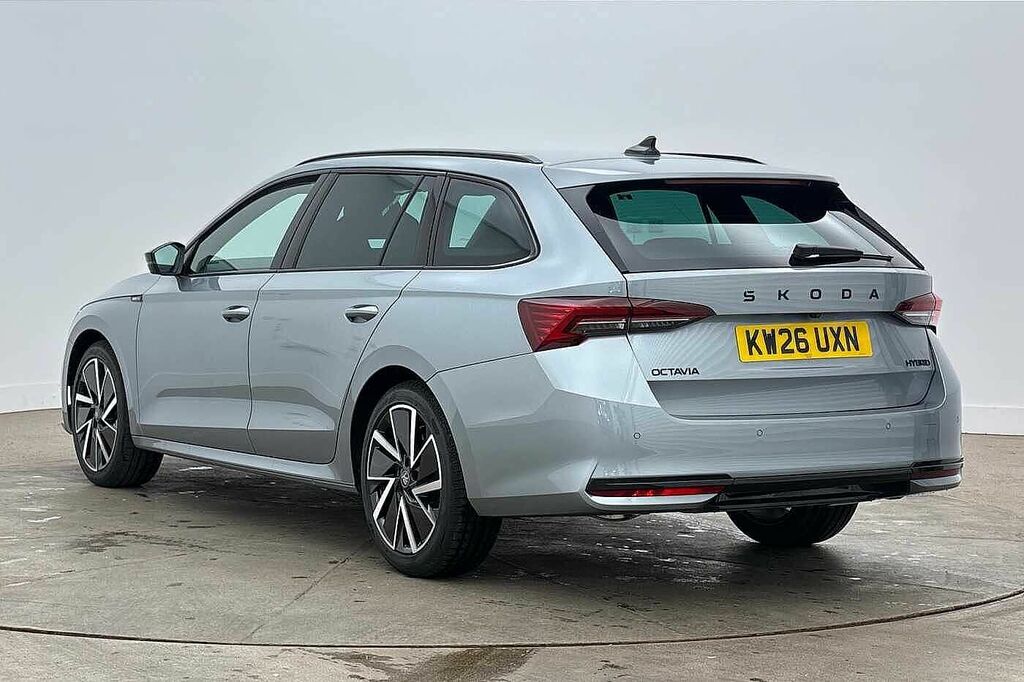 Skoda Octavia 1.5 Tsi 150 E-tec Sportline Dsg Silver #3