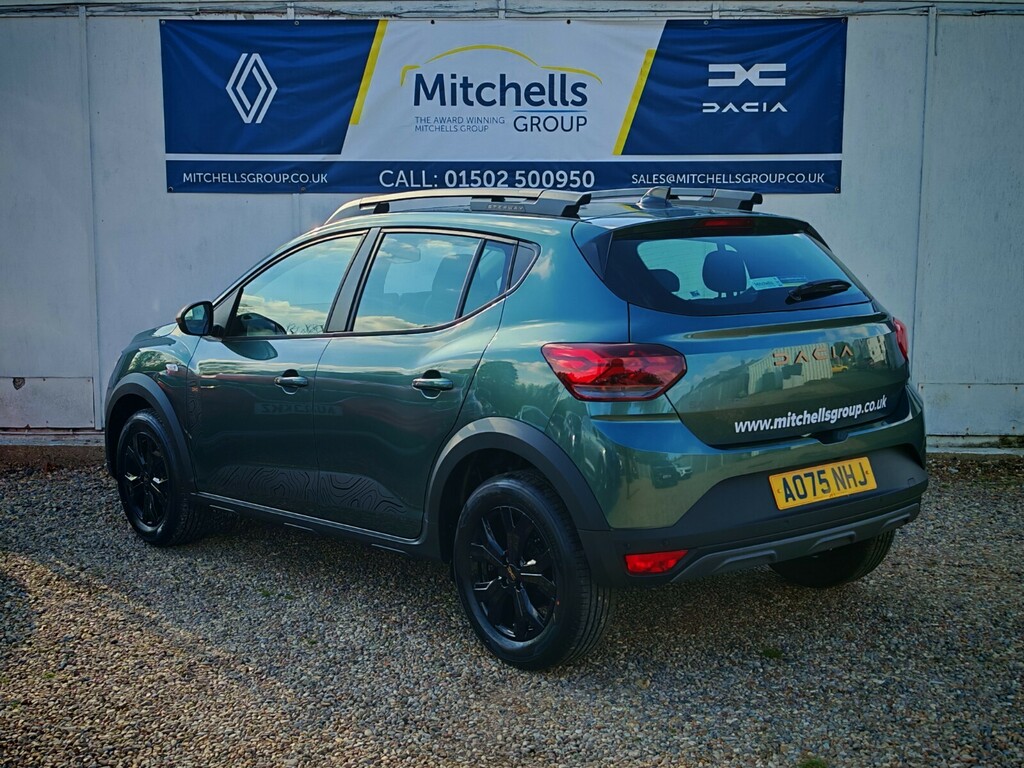 Dacia Sandero Stepway 1.0 Tce Extreme Cvt Green #3