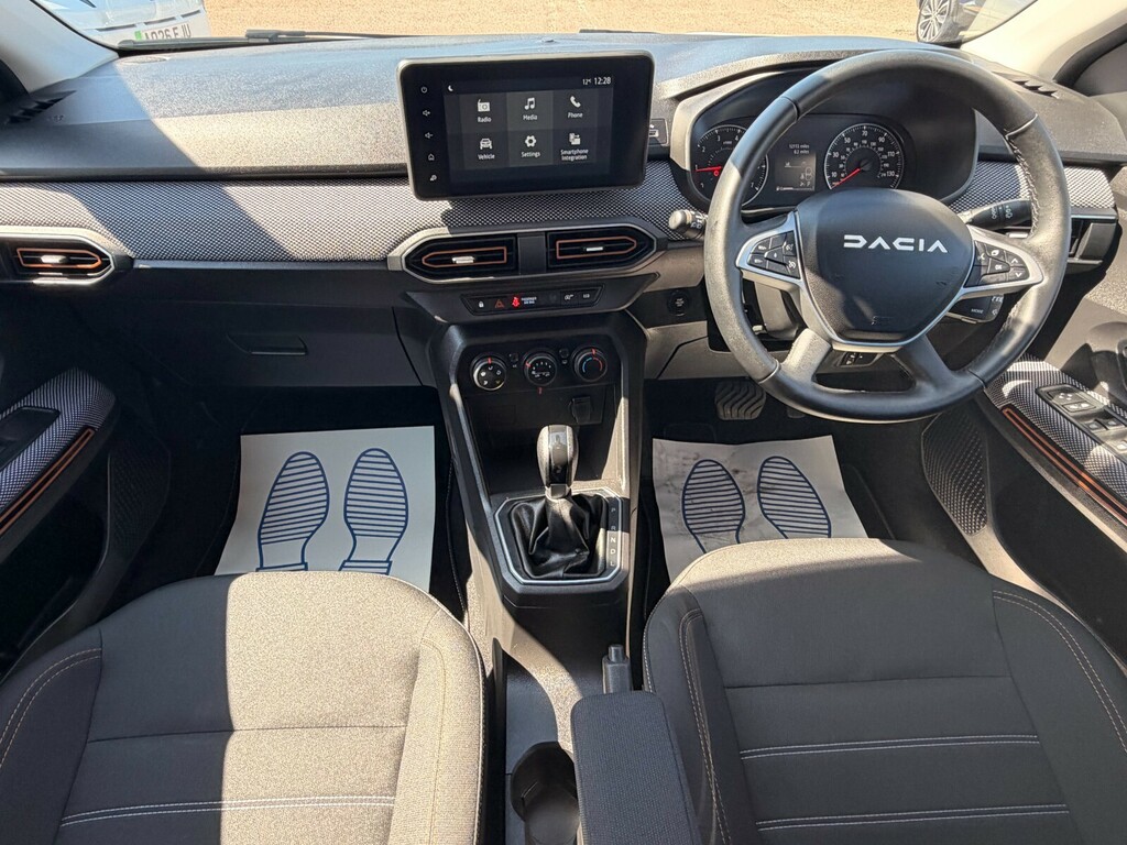 Dacia Sandero Stepway 1.0 Tce Expression Cvt AU23KMF White #3