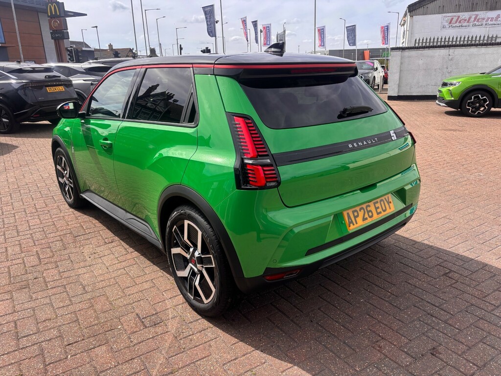 Renault 5 E-Tech 110Kw Techno Comfort Range 52Kwh AP26EOY Green #4