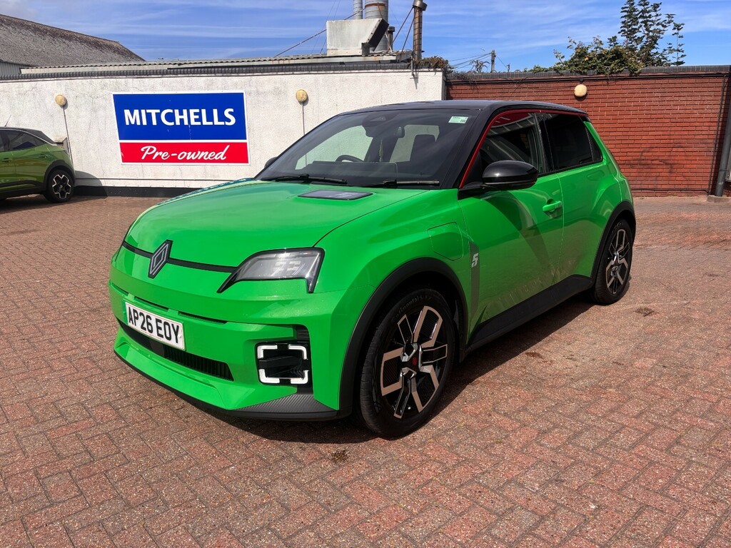 Renault 5 E-Tech 110Kw Techno Comfort Range 52Kwh AP26EOY Green #2