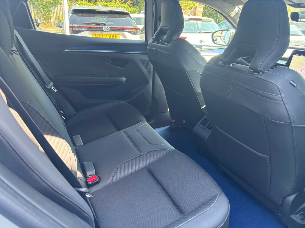 Renault Scenic 160Kw Techno Esprit Alpine 87Kwh Long Range At White #5