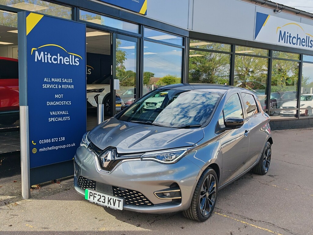 Renault Zoe 100Kw Iconic R135 50Kwh Boost Charge Grey