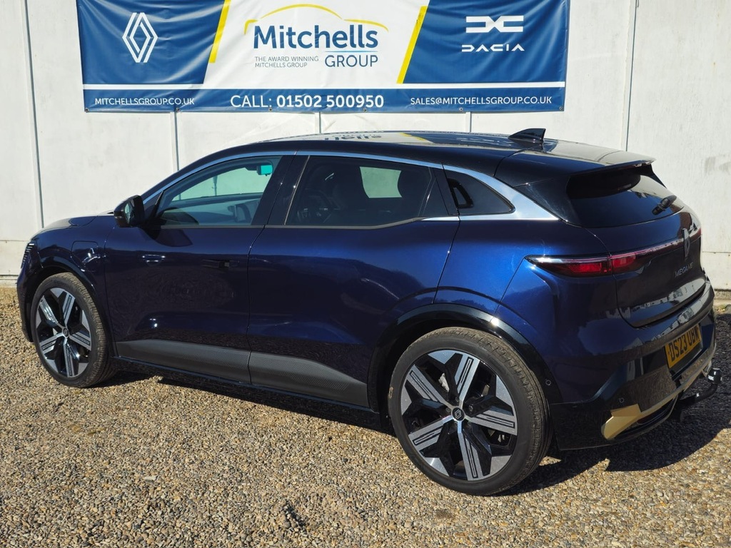 Renault Megane E-Tech Ev60 160Kw Iconic 60Kwh Optimum Charge Black #3