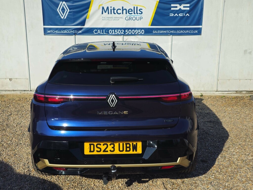 Renault Megane E-Tech Ev60 160Kw Iconic 60Kwh Optimum Charge Black #2