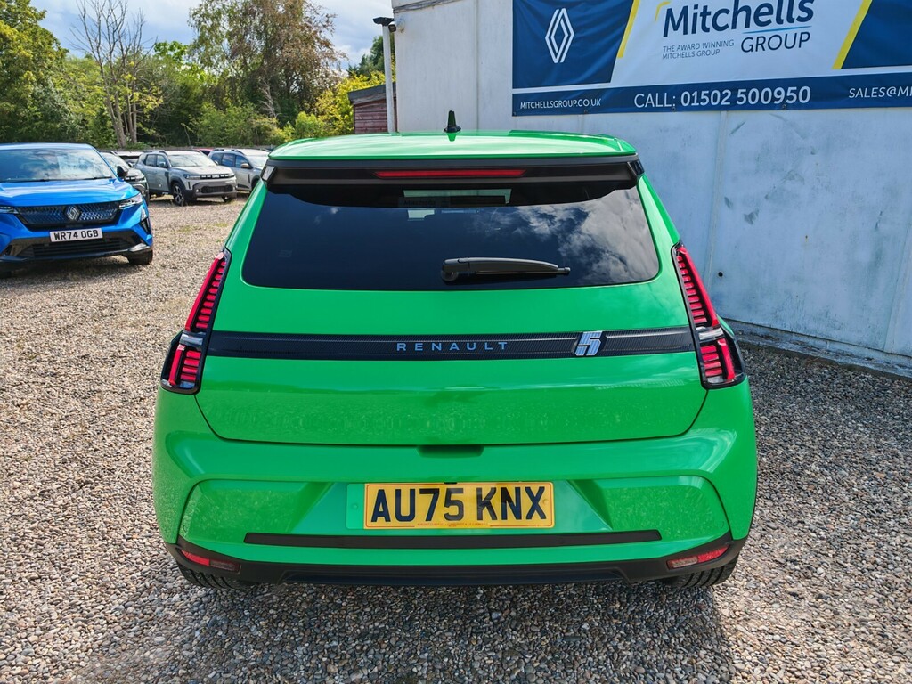 Renault 5 E-Tech 90Kw Techno Urban Range 40 Kwh Green #5