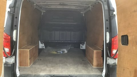 Mercedes-Benz eVito Evito Progressive L2 White #4