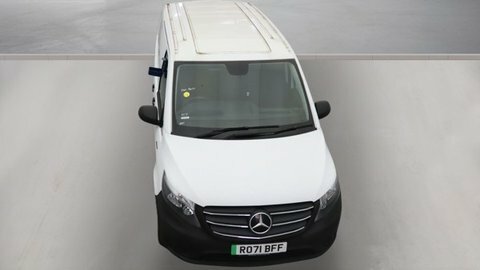 Mercedes-Benz eVito Evito Progressive L2 White #3