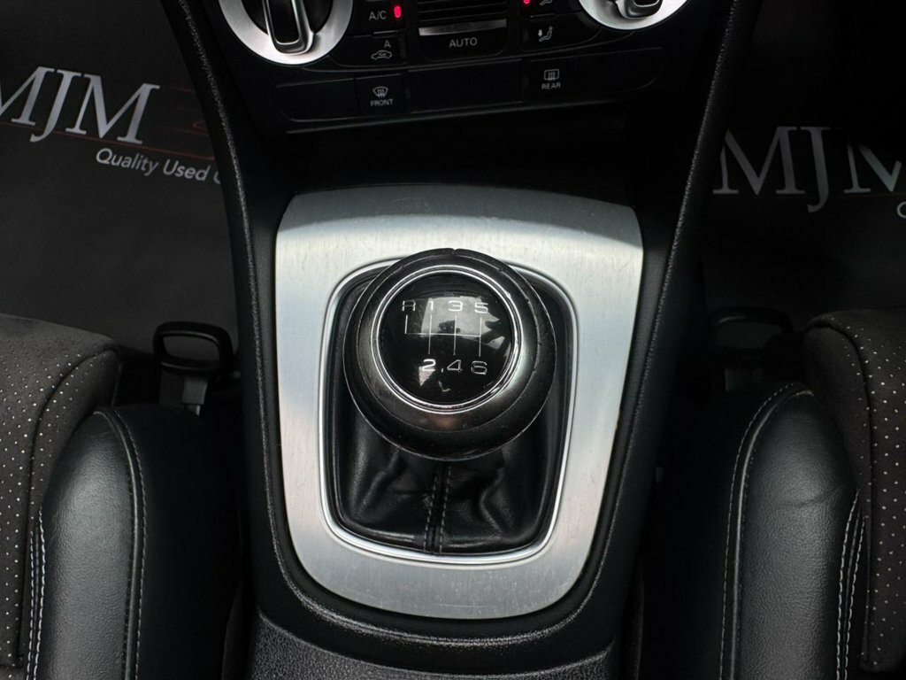 Audi Q3 2.0 Tdi Quattro Se Estate Black #56