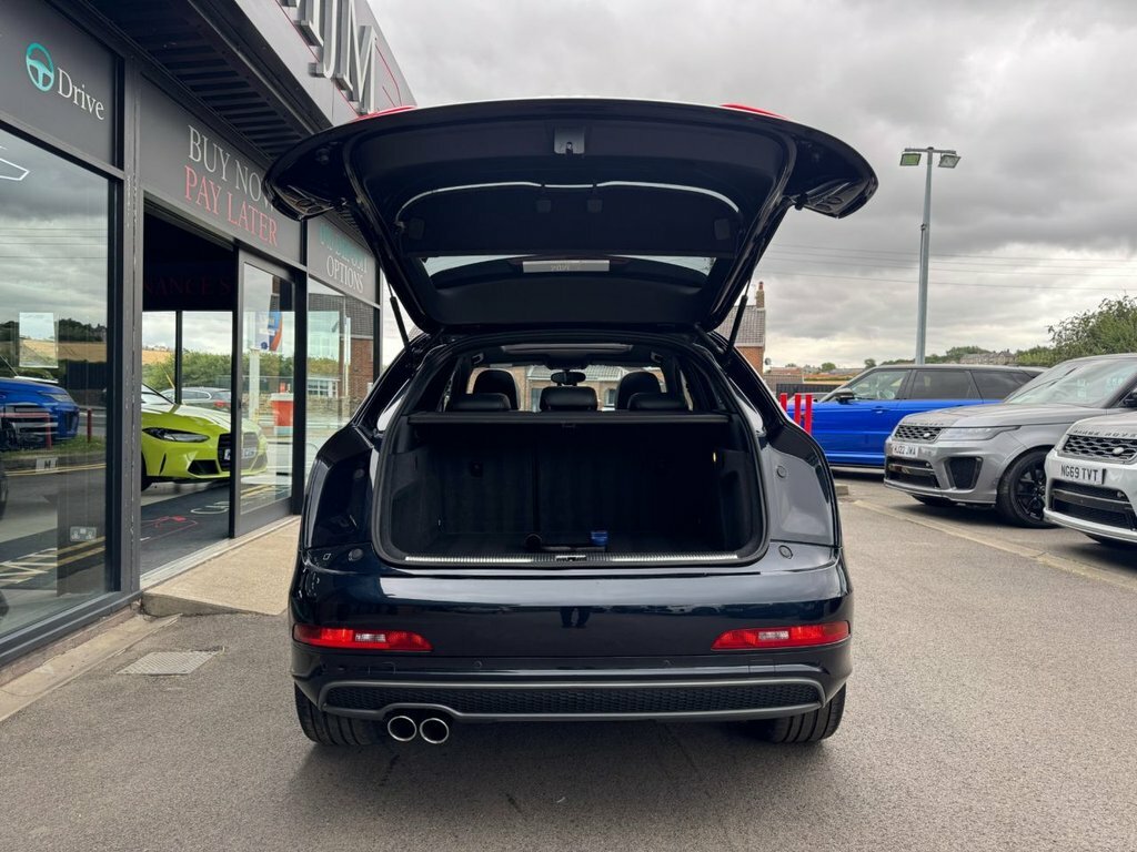 Audi Q3 2.0 Tdi Quattro Se Estate Black #31
