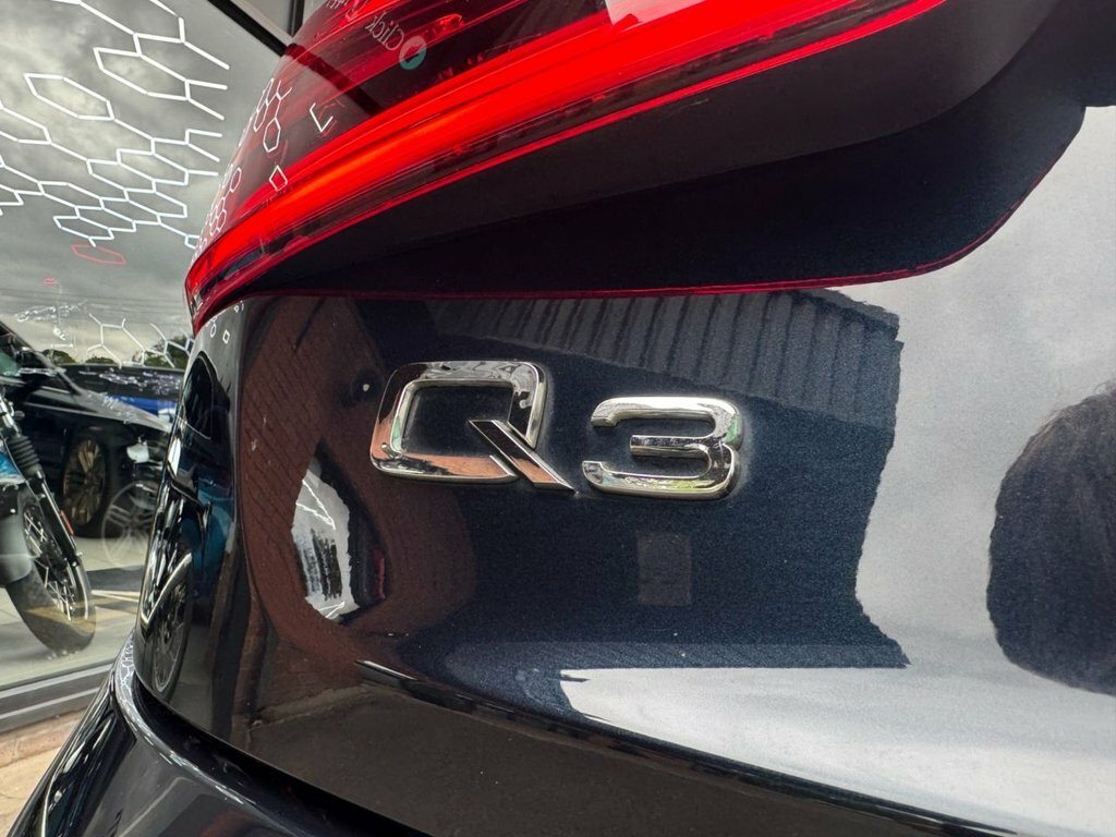 Audi Q3 2.0 Tdi Quattro Se Estate Black #28