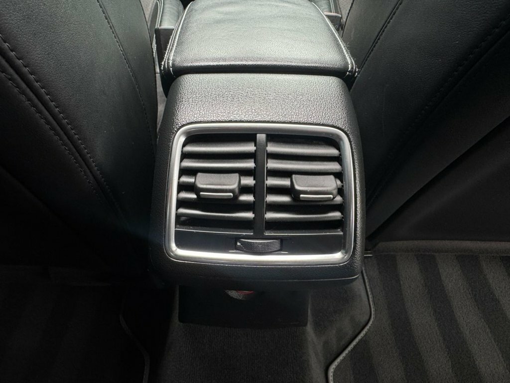 Audi Q3 2.0 Tdi Quattro Se Estate Black #38