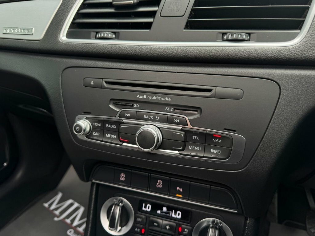 Audi Q3 2.0 Tdi Quattro Se Estate Black #54