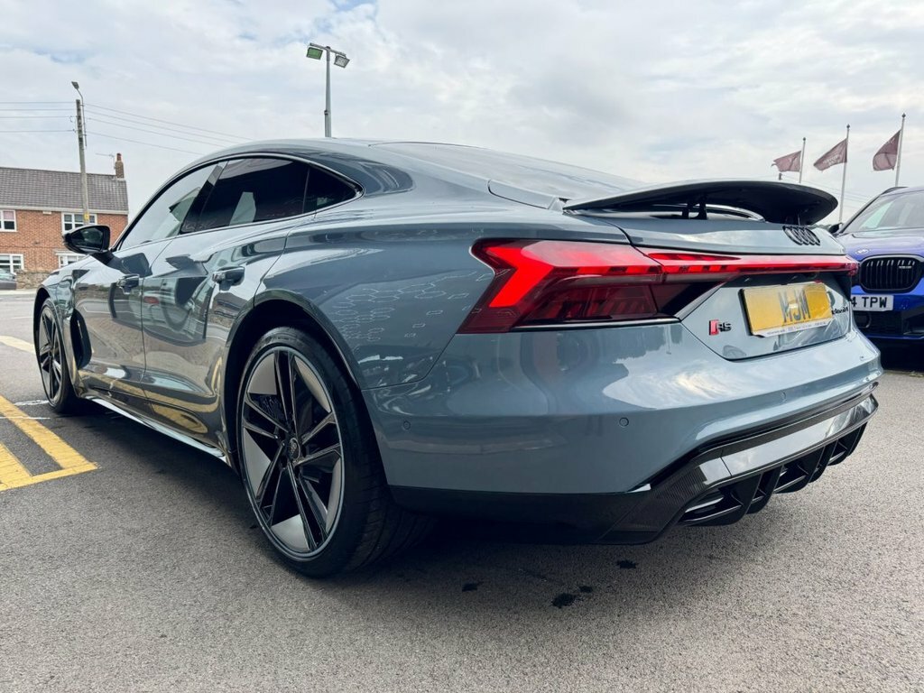 Audi Rs E-Tron Gt 2021 93.4Kwh Carbon Vorsprung Saloon Grey #71