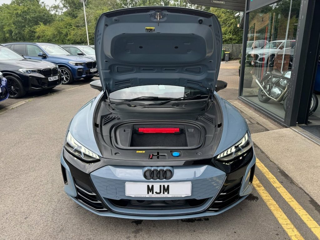 Audi Rs E-Tron Gt 2021 93.4Kwh Carbon Vorsprung Saloon Grey #36