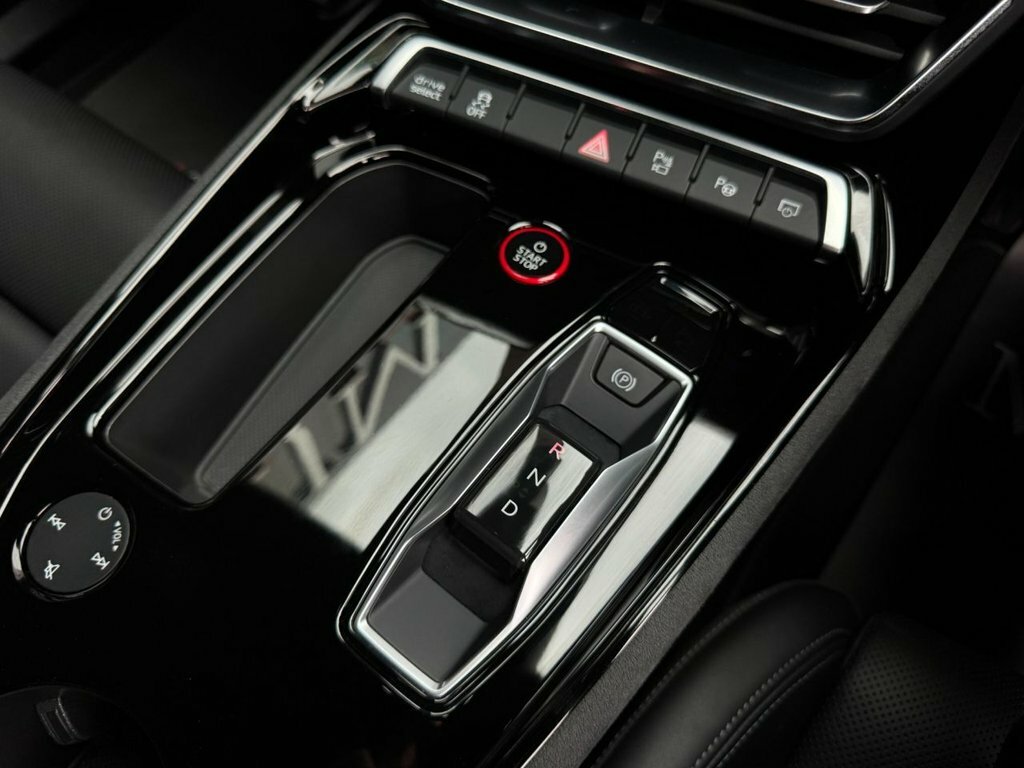Audi Rs E-Tron Gt 2021 93.4Kwh Carbon Vorsprung Saloon Grey #65