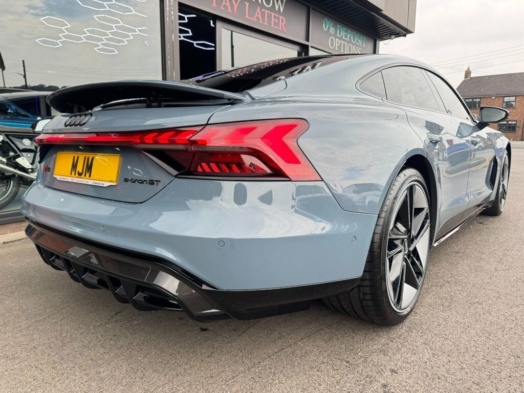 Audi Rs E-Tron Gt 2021 93.4Kwh Carbon Vorsprung Saloon Grey #24