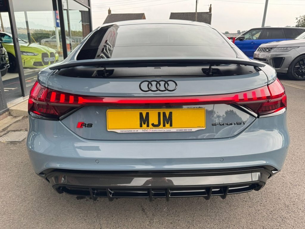 Audi Rs E-Tron Gt 2021 93.4Kwh Carbon Vorsprung Saloon Grey #26