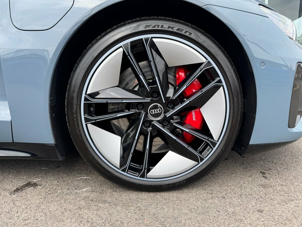 Audi Rs E-Tron Gt 2021 93.4Kwh Carbon Vorsprung Saloon Grey #70
