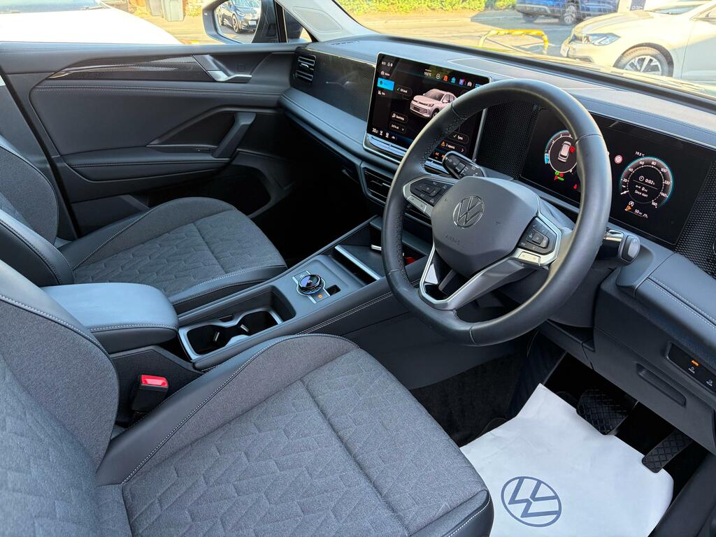 Volkswagen Tiguan 1.5 Etsi Mhev Life Suv Hybrid Dsg Euro Grey #4