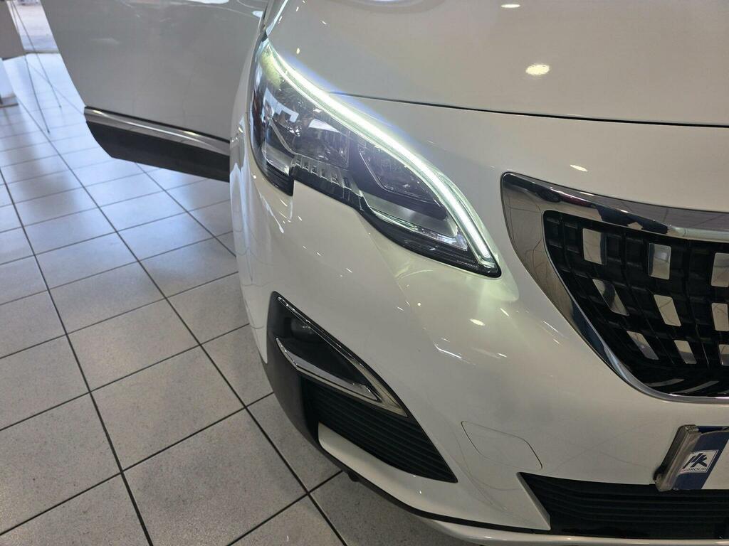 Peugeot 3008 Allure White #13