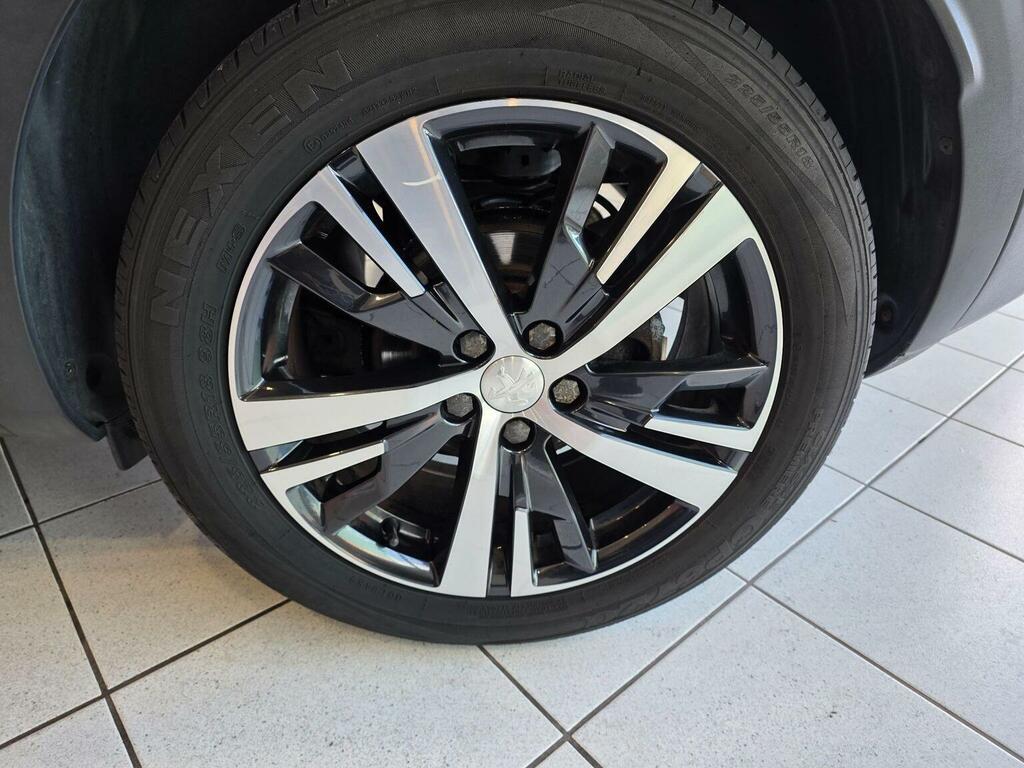 Peugeot 3008 Allure White #8