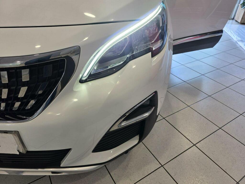Peugeot 3008 Allure White #14