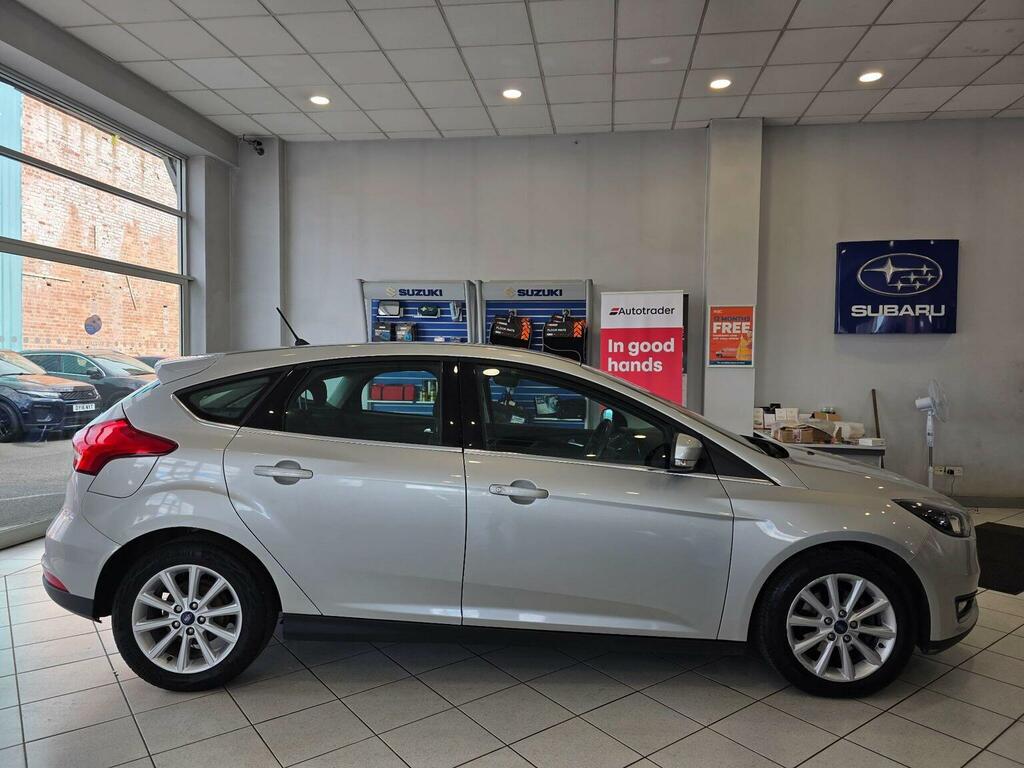 Ford Focus 1.0T Ecoboost Titanium Euro 6 Ss Silver #4