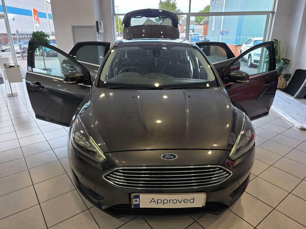 Ford Focus 1.5 Tdci Zetec Euro 6 Ss Grey #2