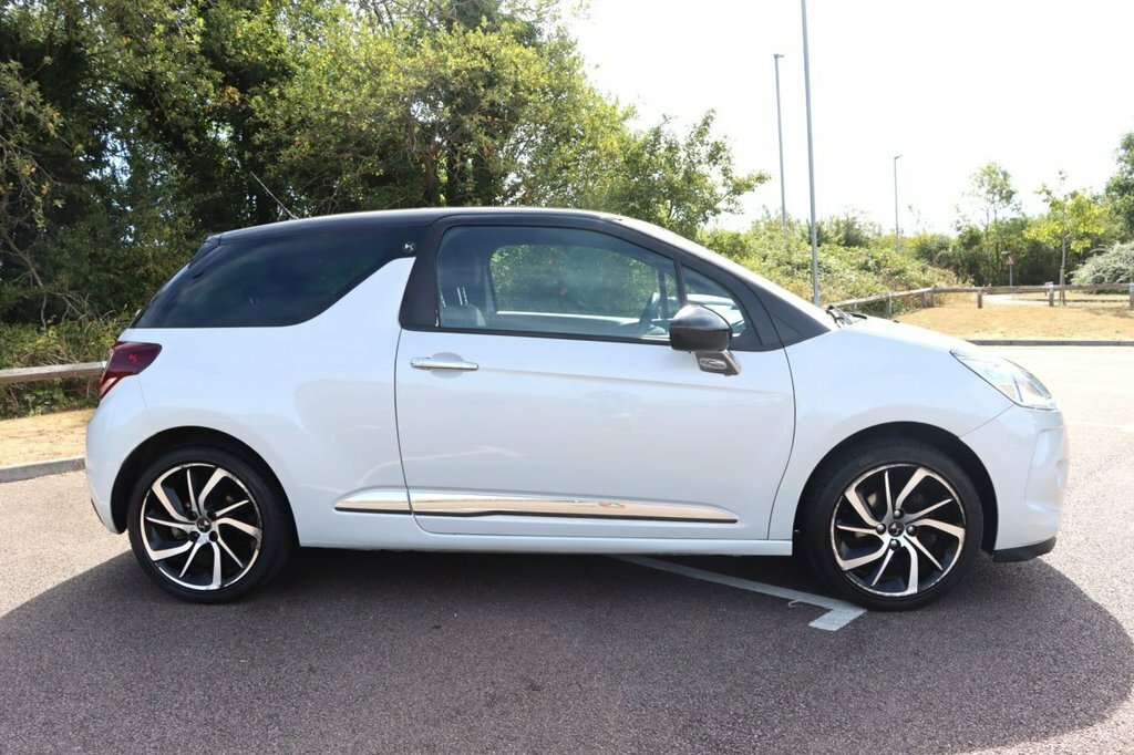 DS DS 3 1.2L Dstyle Nav White #5