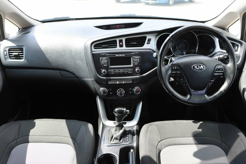 Kia Ceed 1.6 Crdi Ecodynamics 2 Sportswagon Euro 5 Ss Red #14