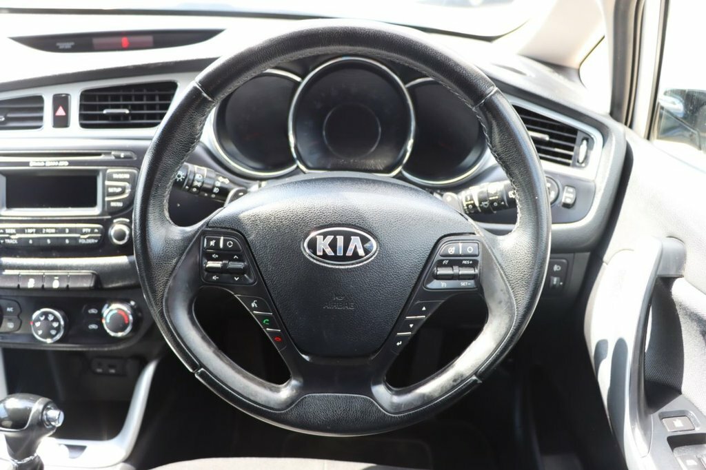 Kia Ceed 1.6 Crdi Ecodynamics 2 Sportswagon Euro 5 Ss Red #15